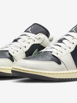 Nike Air Jordan 1 Low “Jade Smoke”