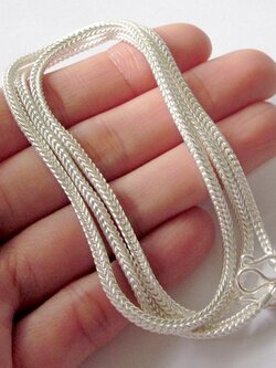 รหัสสินค้า N363 สร้อยคอเงินแท้ ลายสี่เสา สวมหัวได้ (ยาว 23 นิ้วฟุต)