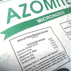 สารป้องกันบำรุงพืช