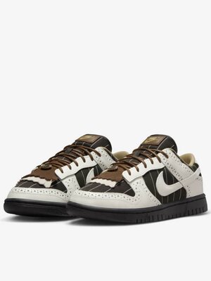 Nike WMNS Dunk Low "Summit White and Cacao Wow"