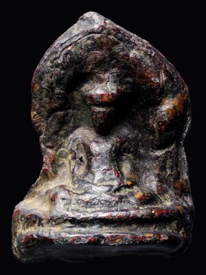 พระร่วงนั่ง กรุบ้านละหาร จ.สุพรรณบุรี