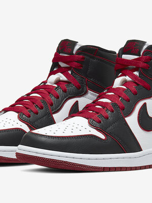 Nike Air Jordan 1 High OG Bloodline