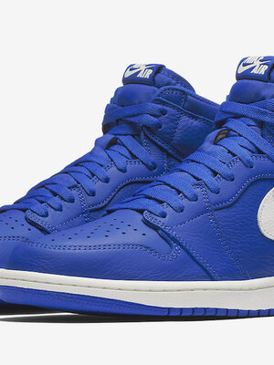 Nike Air Jordan 1 Hyper Royal