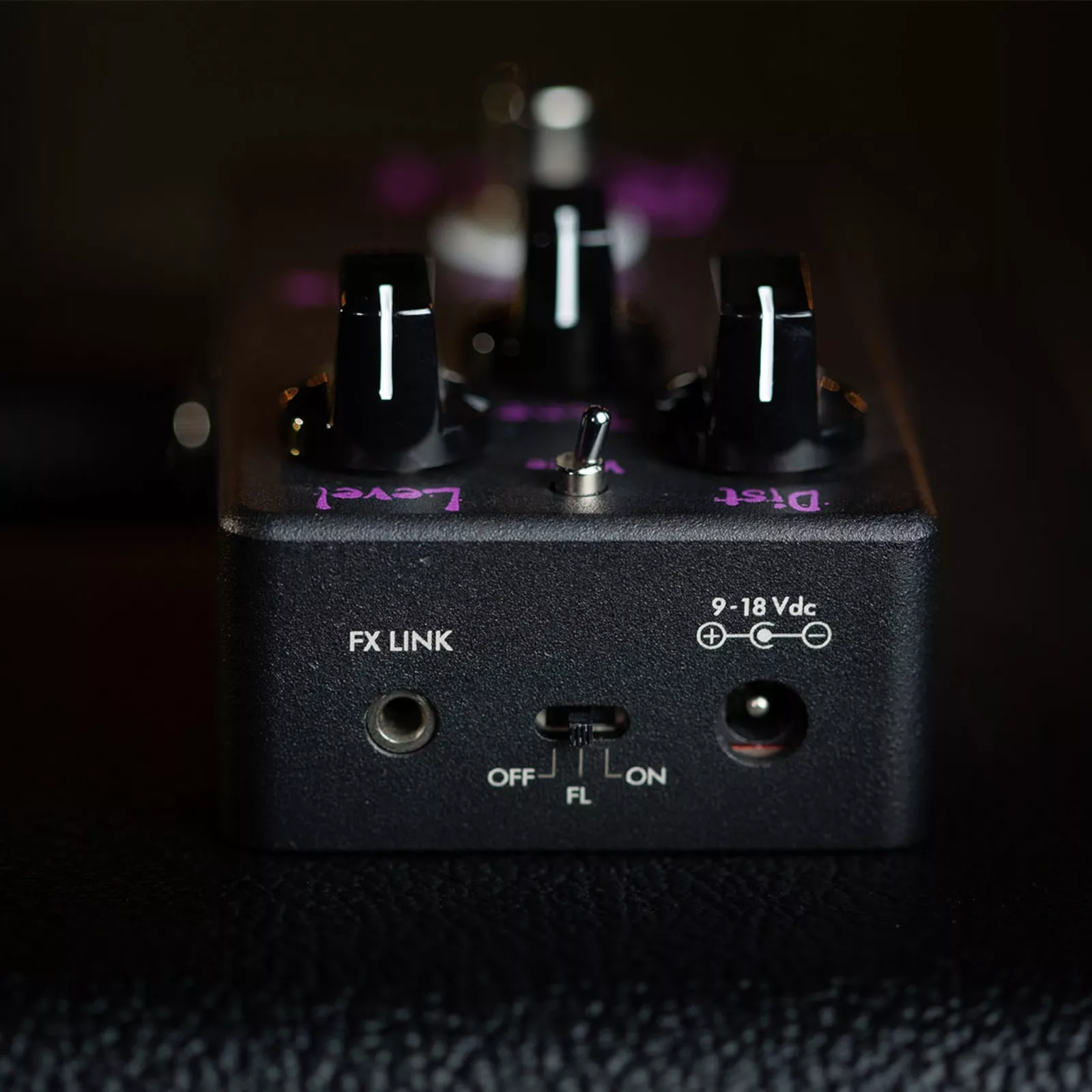 Suhr Riot Distortion Pedal - Black